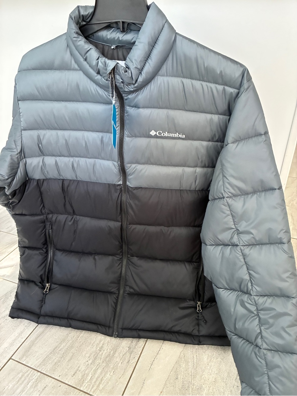 NWT Columbia Men’s Buck Butte Two-Tone Quilted Puffer Jacket - Gray & Black XL